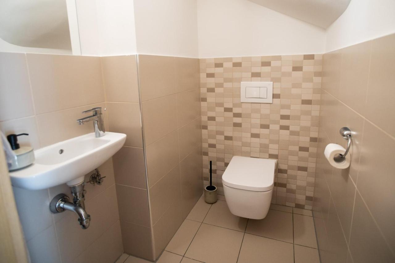 Pohorje Fox Duplex Apartment Maribor Exterior photo
